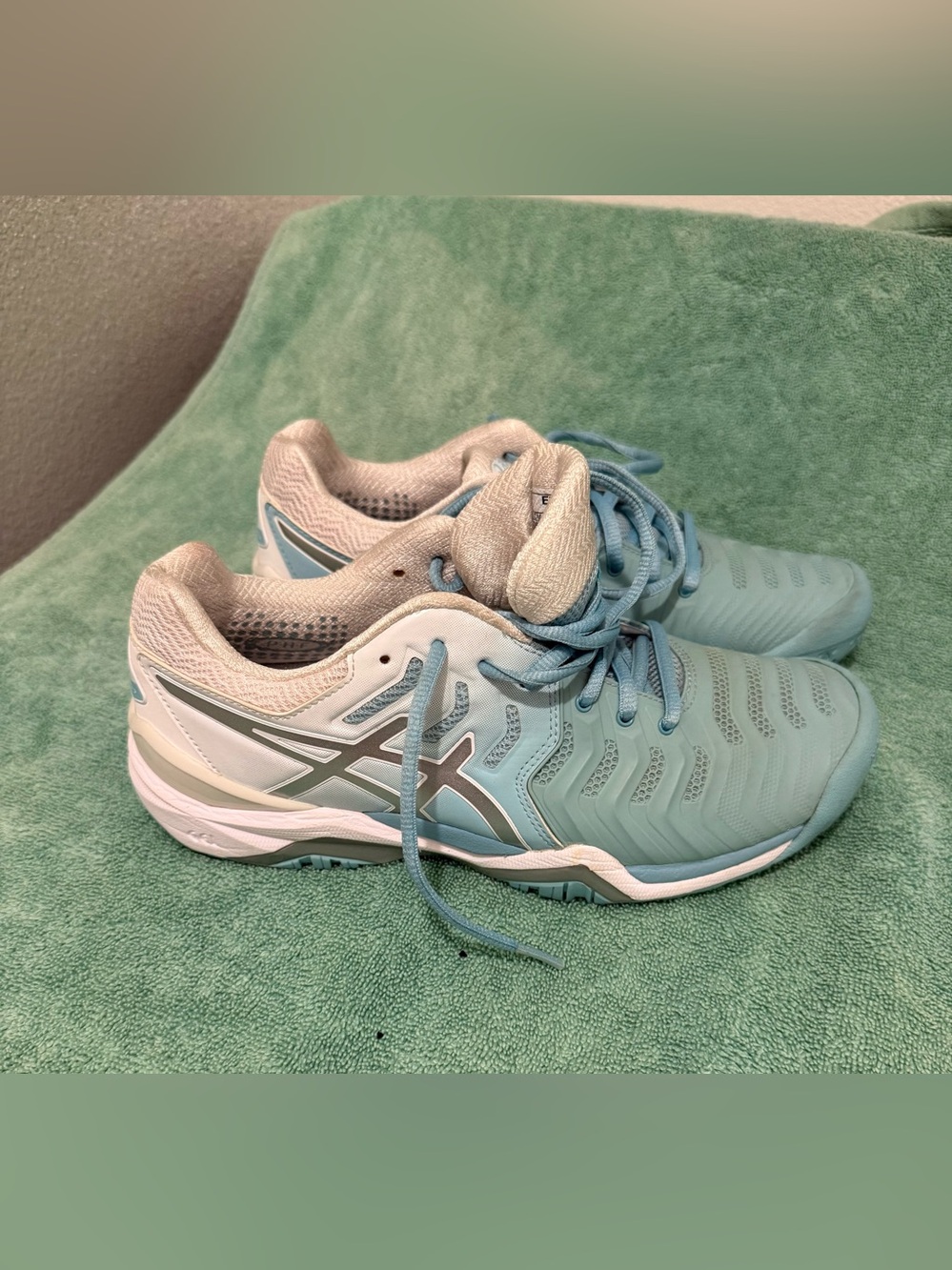 ASICS Gel-Resolution 7 Women's court shoes US 8 M